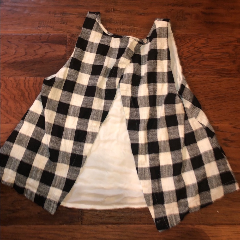 Cute tank - Picture 2 of 4